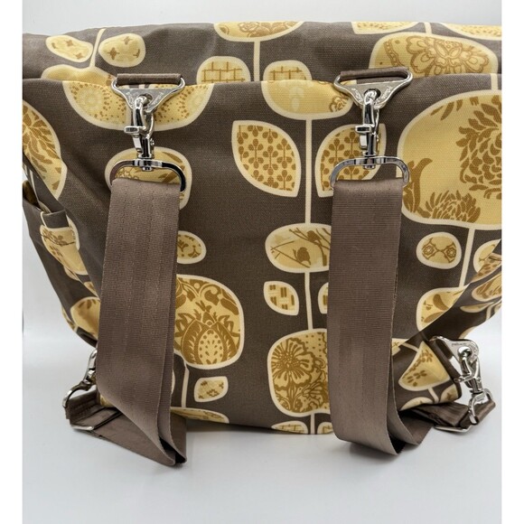 Petunia Pickle Bottom Boxy Backpack Diaper Bag Heirloom 10yr Embroidered - Picture 4 of 8